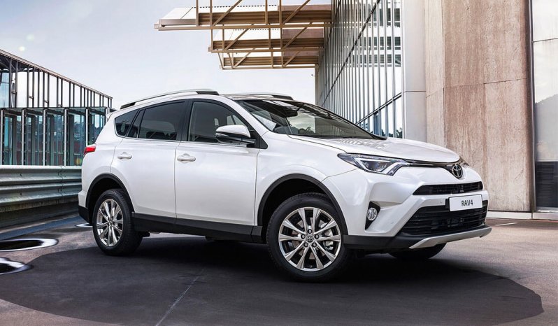 
								تويوتا RAV4 SE ، مثل الجديدة كامل									