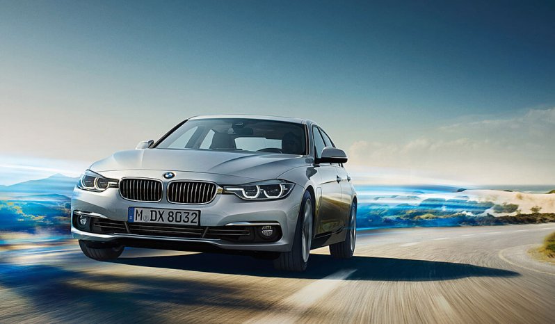 
								BMW 328i ، طقم الهيكل الرياضي Sport Line كامل									