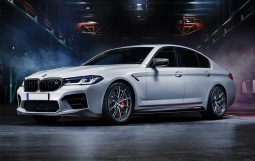 سيارة 2021 BMW M440i الجديدة