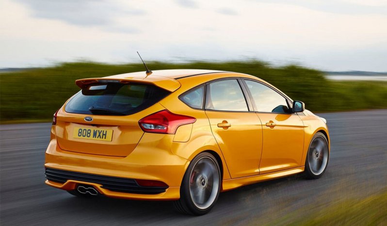 
								Ford Focus ST full									