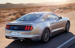 
										Ford Mustang 2015 Turbo full									