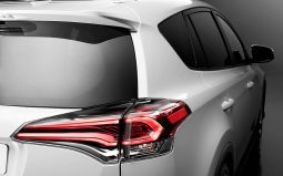 
										Toyota RAV4 SE, like New full									