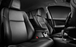 
										Toyota RAV4 SE, like New full									
