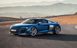 
										AUDI R8 5.2L V10 full									